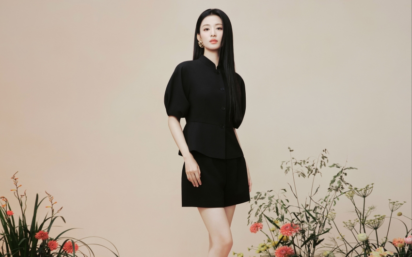 我和马，一起忘掉驰骋  吴撇 ​