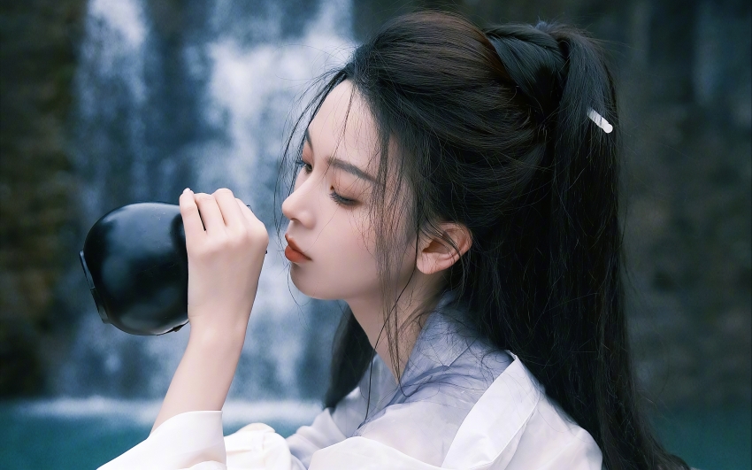 摸着石头过河   林旭埜
