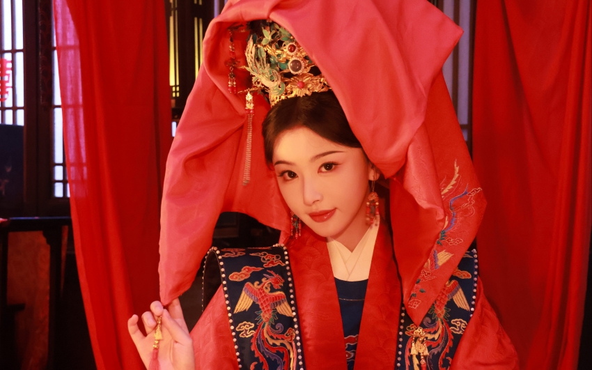 忍 冬   唐 月（内蒙）